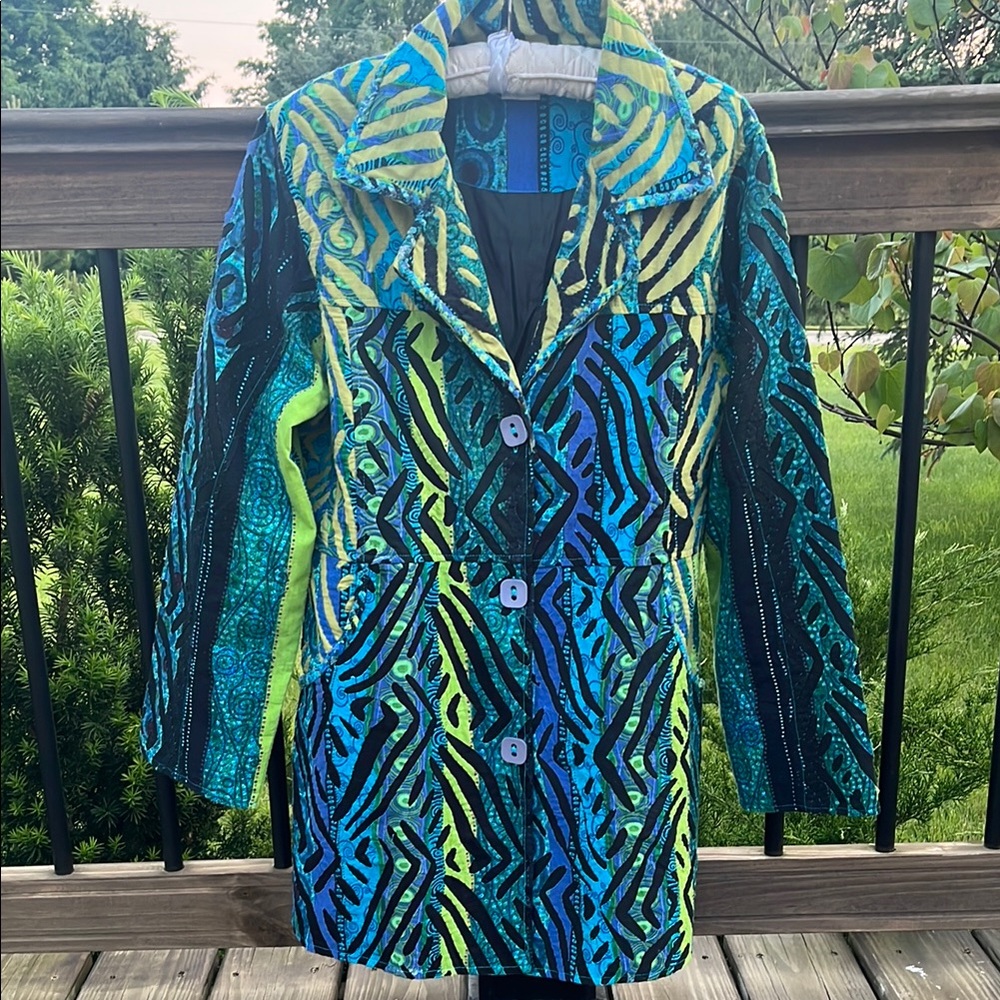Parsley & Sage Blue and Green Geometric Blazer with decorative buttons